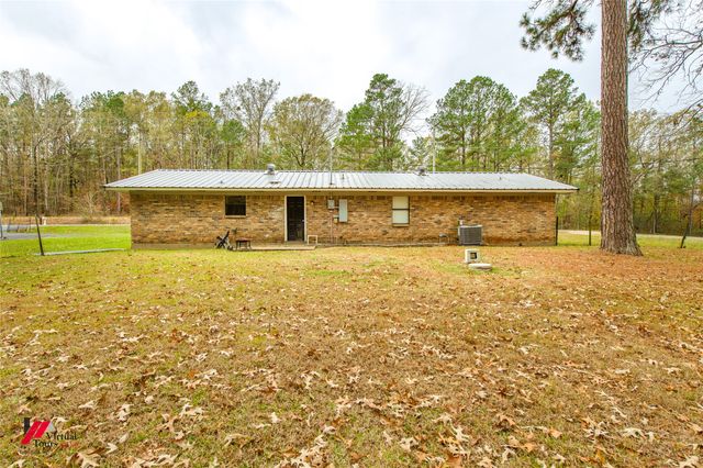 198 Seven Pines Road, Benton, LA 71006