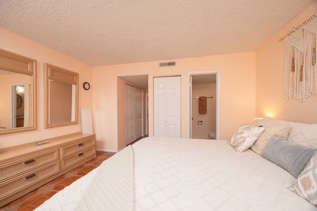 4 Ocean Trace Rd 122, St Augustine, FL 32080