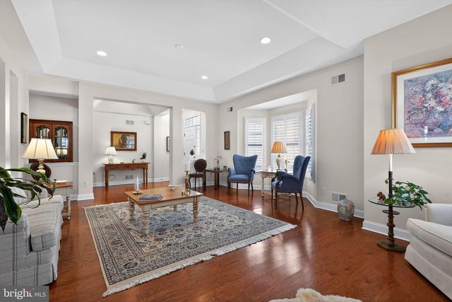 2 CONIFER CT, Princeton, NJ 08540