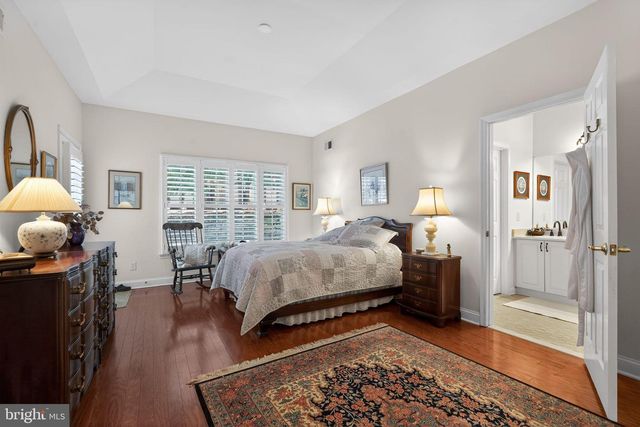 2 CONIFER CT, Princeton, NJ 08540