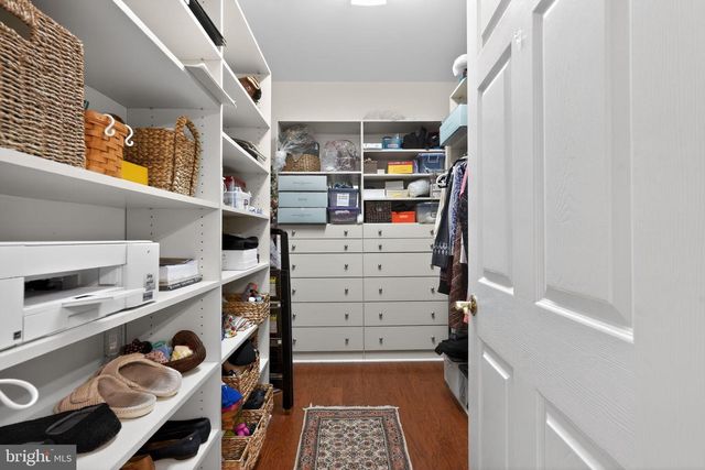 2 CONIFER CT, Princeton, NJ 08540