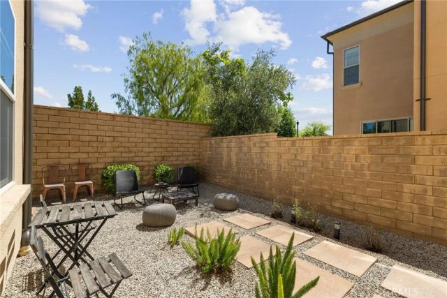 21705 Propello Drive, Saugus, CA 91350