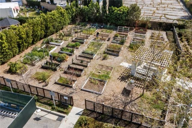 21705 Propello Drive, Saugus, CA 91350