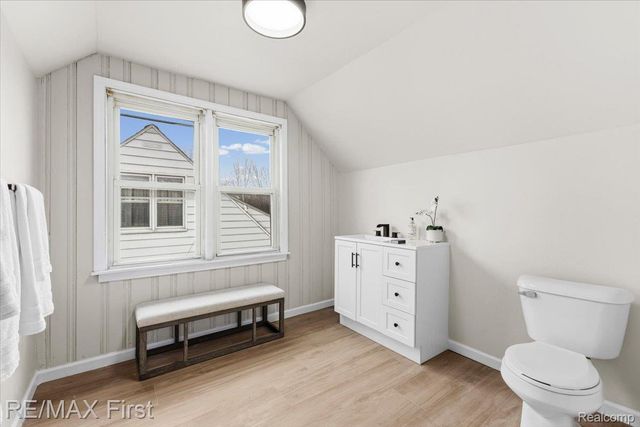 20675 Van Antwerp Street, Harper Woods, MI 48225