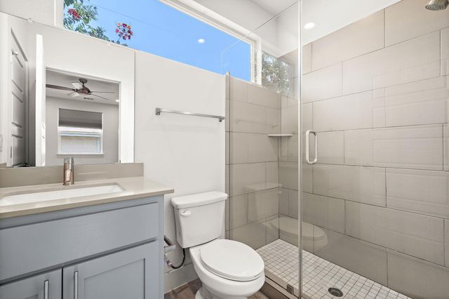 7301 Providence Ave A, Austin, TX 78752