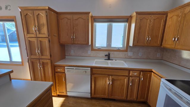 165 Cardinal Lane, Clearwater, MN 55320