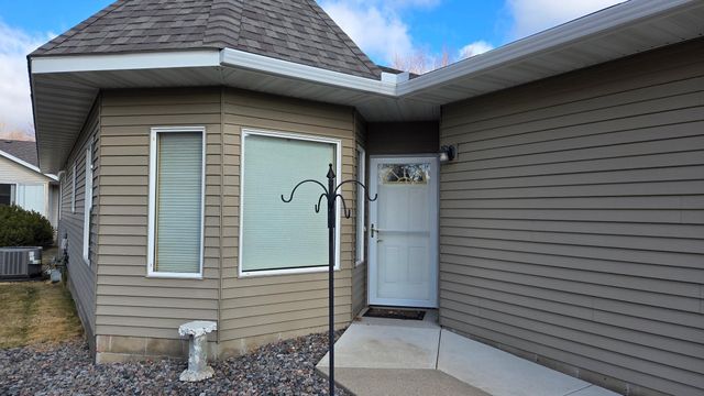 165 Cardinal Lane, Clearwater, MN 55320