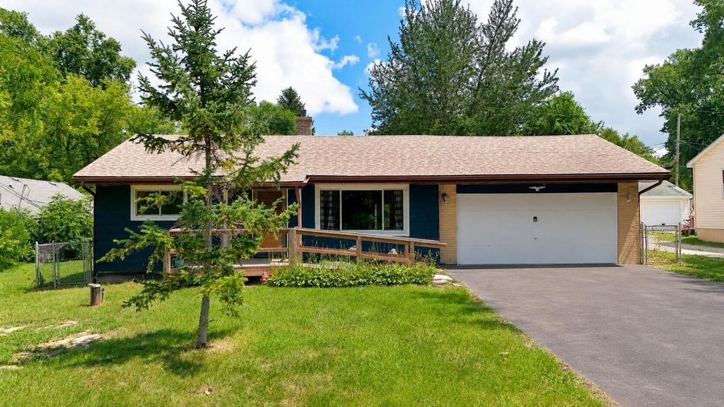 11341 271st AVENUE, Trevor, WI 53179