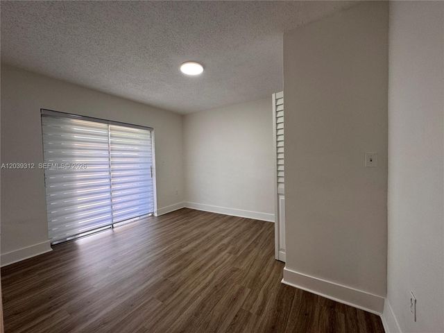 3632 SW 87th Avenue FRONT, Miami, FL 33165
