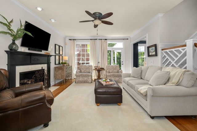 702 Prince Edward Ct, Murfreesboro, TN 37130