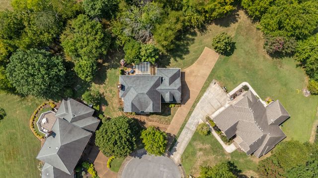 702 Prince Edward Ct, Murfreesboro, TN 37130