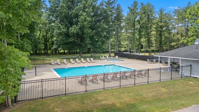 702 Prince Edward Ct, Murfreesboro, TN 37130