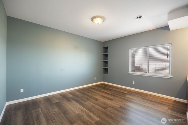 446 SE Viewmont Drive, Moses Lake, WA 98837