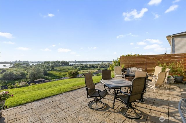 446 SE Viewmont Drive, Moses Lake, WA 98837