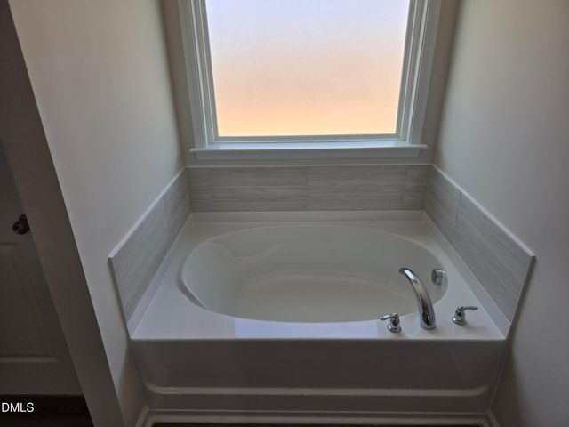 41 Peach Grove Way, Lillington, NC 27546