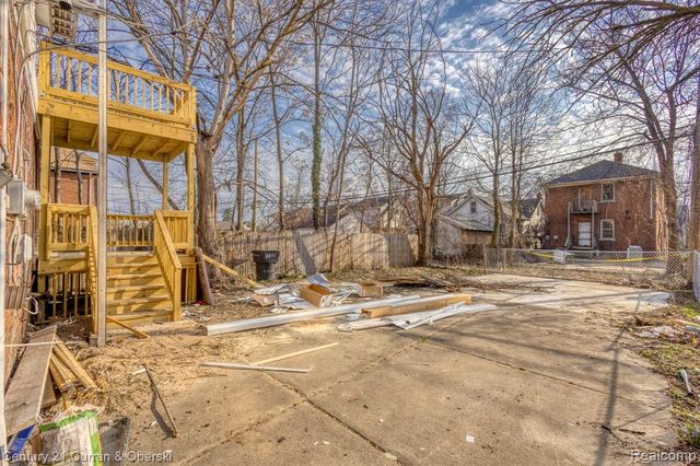 12468-70 Mendota Street, Detroit, MI 48204