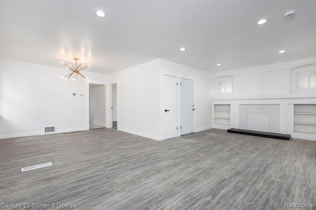 12468-70 Mendota Street, Detroit, MI 48204