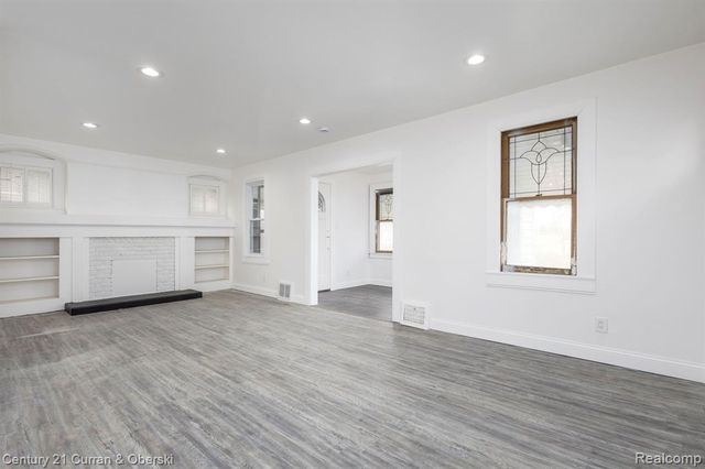 12468-70 Mendota Street, Detroit, MI 48204