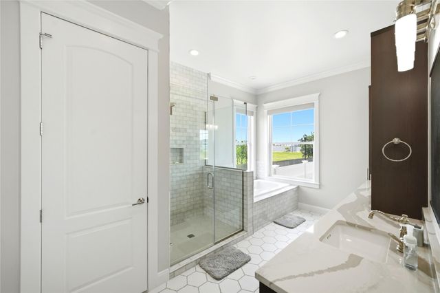 12 Gentry Lane, Galveston, TX 77554