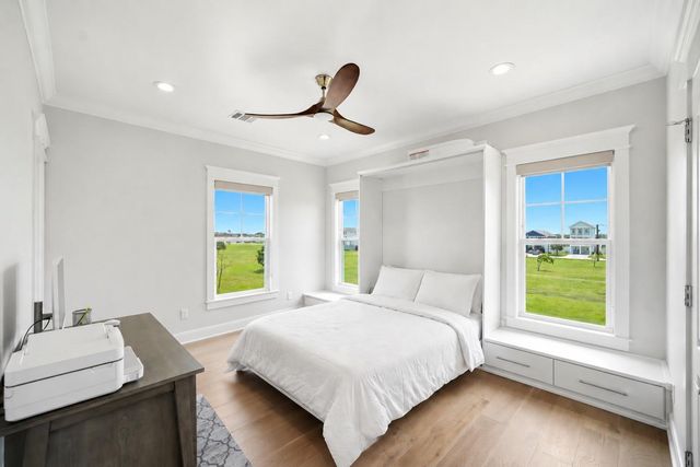 12 Gentry Lane, Galveston, TX 77554