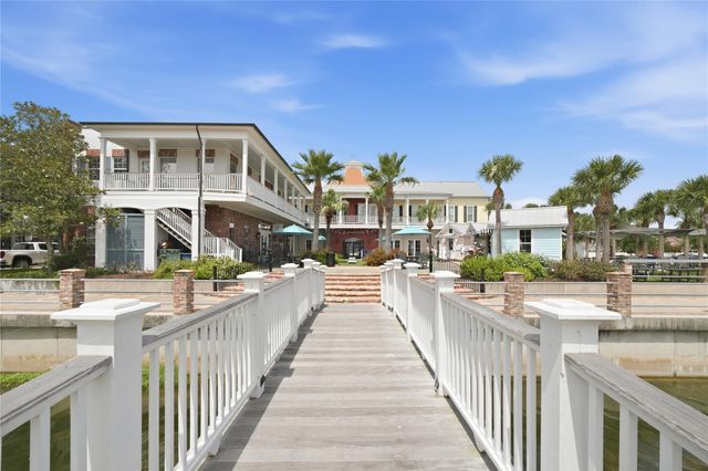 12 Gentry Lane, Galveston, TX 77554