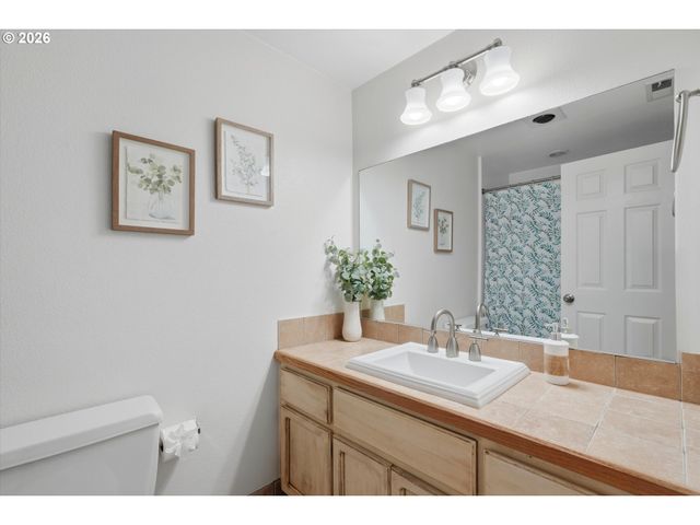 8404 Ne 29TH Ave, Vancouver, WA 98665