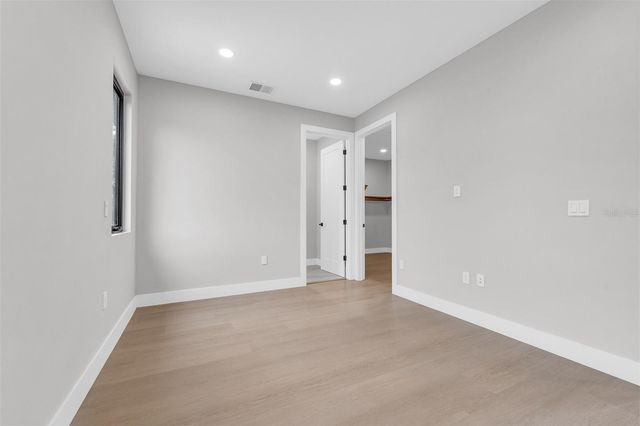 33 S GRAHAM AVENUE, Orlando, FL 32803