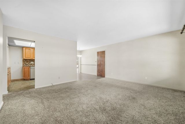 718 Sunset Lane, Cadillac, MI 49601