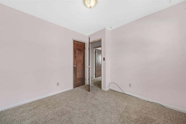 718 Sunset Lane, Cadillac, MI 49601