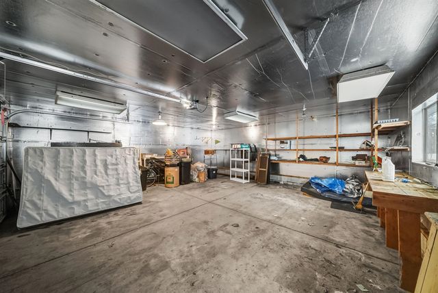 718 Sunset Lane, Cadillac, MI 49601