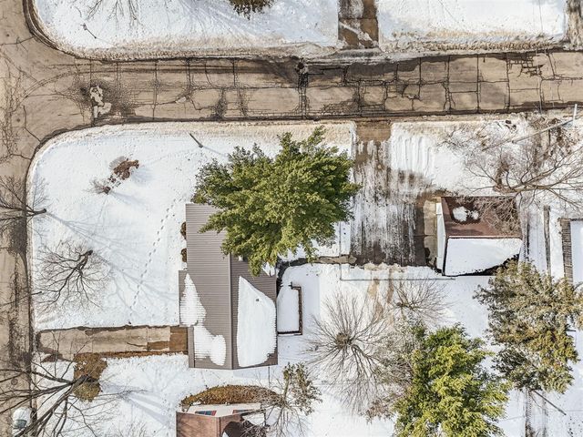 718 Sunset Lane, Cadillac, MI 49601