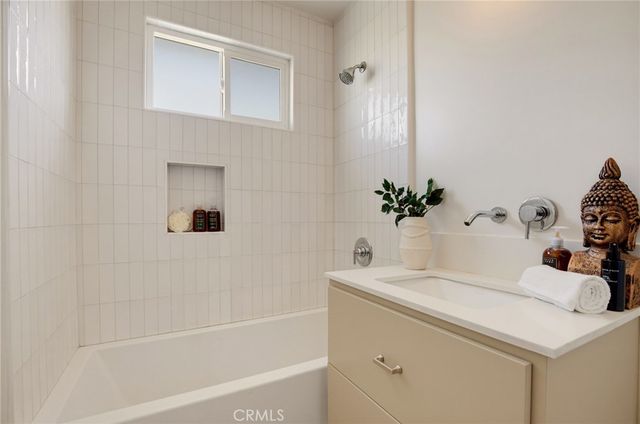 2135 Bellevue 11, Los Angeles, CA 90026
