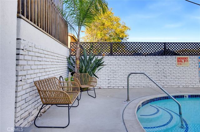 2135 Bellevue 11, Los Angeles, CA 90026