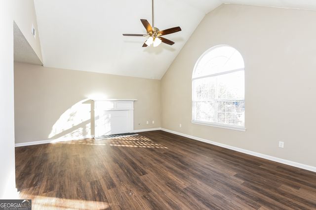 5539 Sapphire Circle, Ellenwood, GA 30294