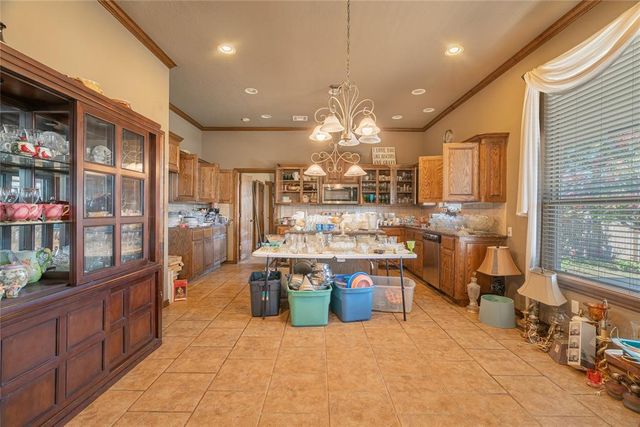 4105 Evening Star Court, Yukon, OK 73099