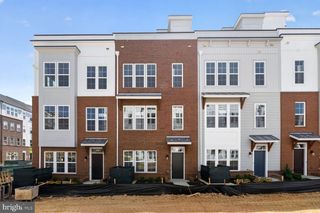 2521 FARMSTEAD DR #CLARKE 224 ELEVATOR, Rockville, MD 20850