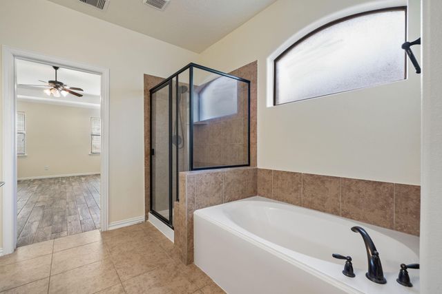 107 Bella Sole, Shenandoah, TX 77381