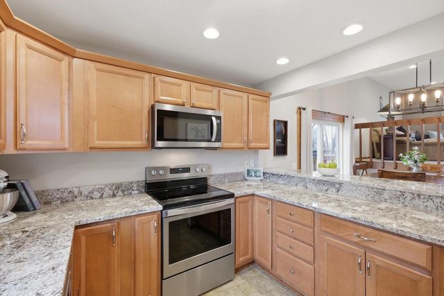 3386 Brugger Place, Mcfarland, WI 53558