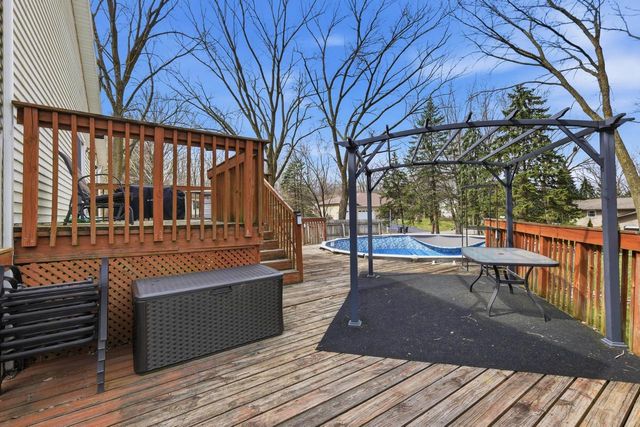 3386 Brugger Place, Mcfarland, WI 53558