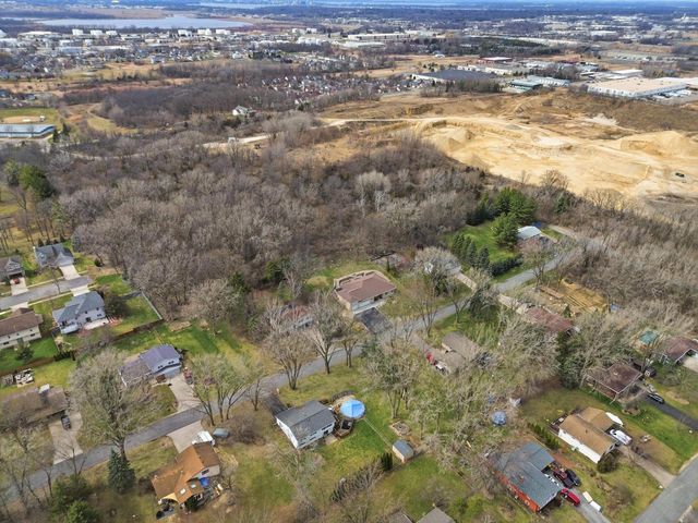 3386 Brugger Place, Mcfarland, WI 53558