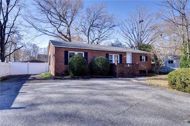 103 Briar LN, Williamsburg, VA 23188