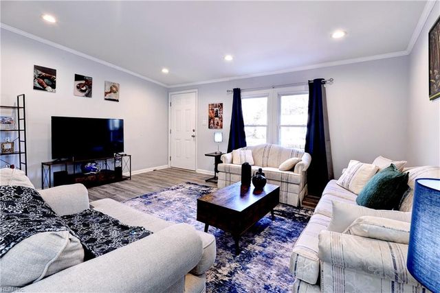 103 Briar LN, Williamsburg, VA 23188