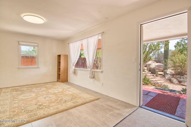 2217 N Tucson Boulevard, Tucson, AZ 85716
