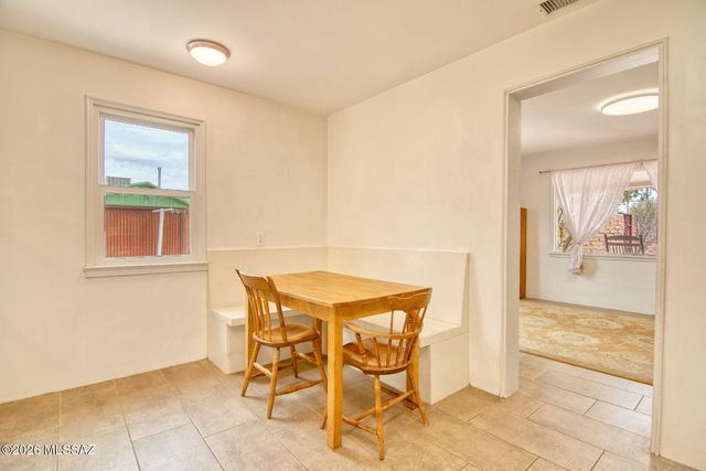 2217 N Tucson Boulevard, Tucson, AZ 85716