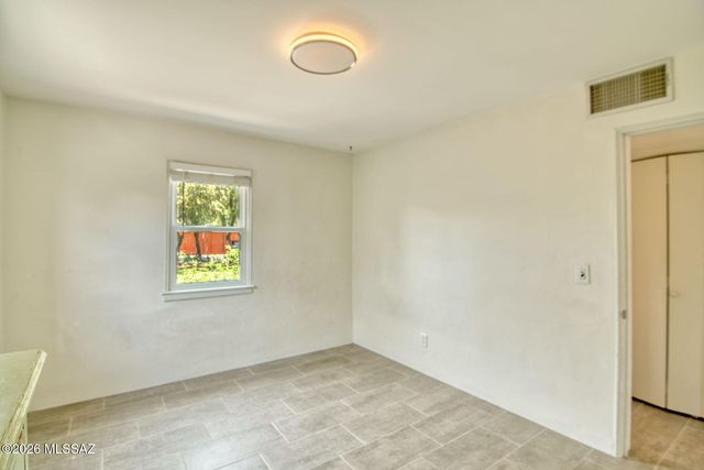 2217 N Tucson Boulevard, Tucson, AZ 85716