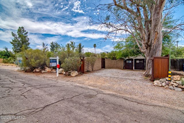 2217 N Tucson Boulevard, Tucson, AZ 85716