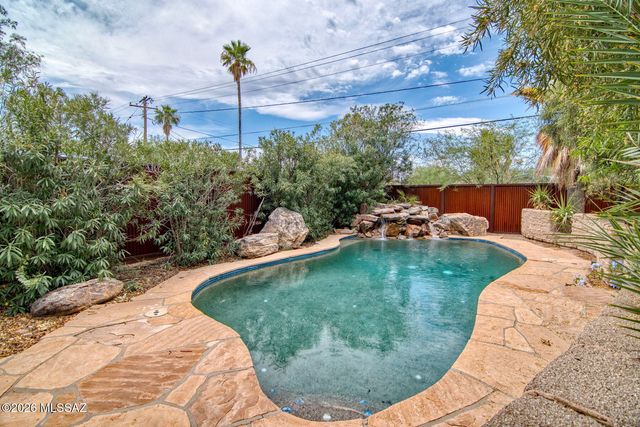 2217 N Tucson Boulevard, Tucson, AZ 85716