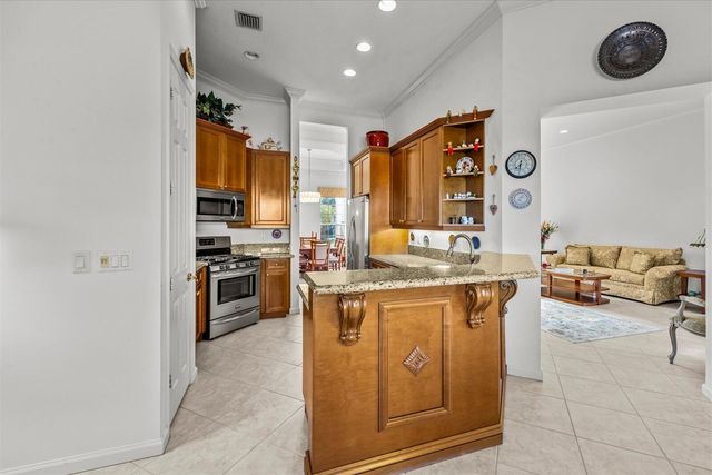 486 NW Blue Lake Drive, Port St. Lucie, FL 34986