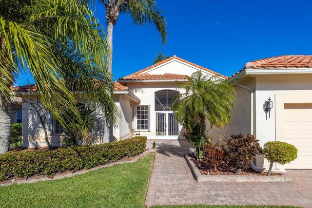 486 NW Blue Lake Drive, Port St. Lucie, FL 34986