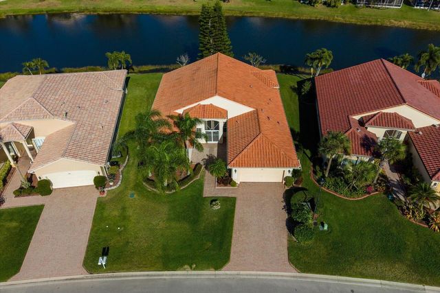 486 NW Blue Lake Drive, Port St. Lucie, FL 34986
